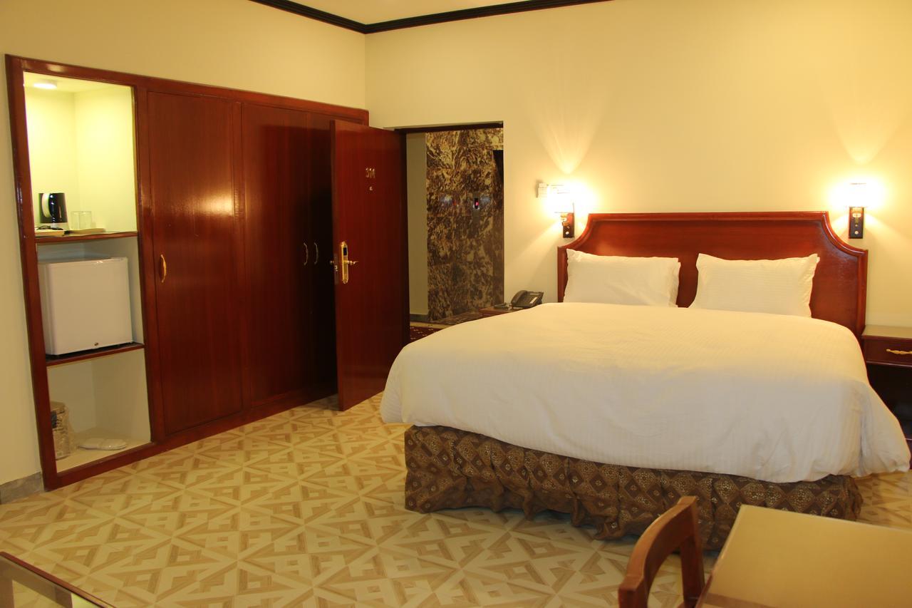 Indus Hotel 海得拉巴 外观 照片